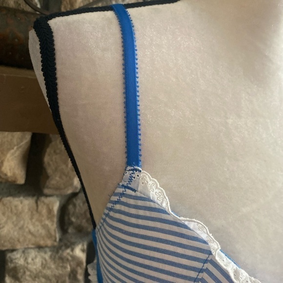 XHILARATION-BLUE AND WHITE STRIPED BRA - Picture 2 of 5